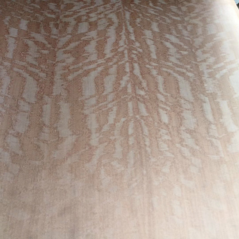 别墅天然麦哥利影木贴面板